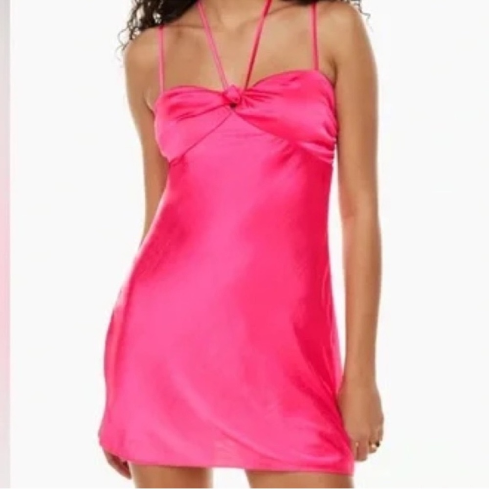 Aritzia Wilfred Fuschia Hot pink Barbie Halter mini Satin Slip Dress Medium‎